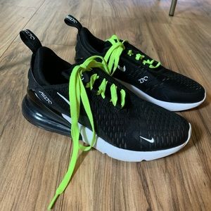 RESERVED - Nike women’s Air Max 270 sneakers